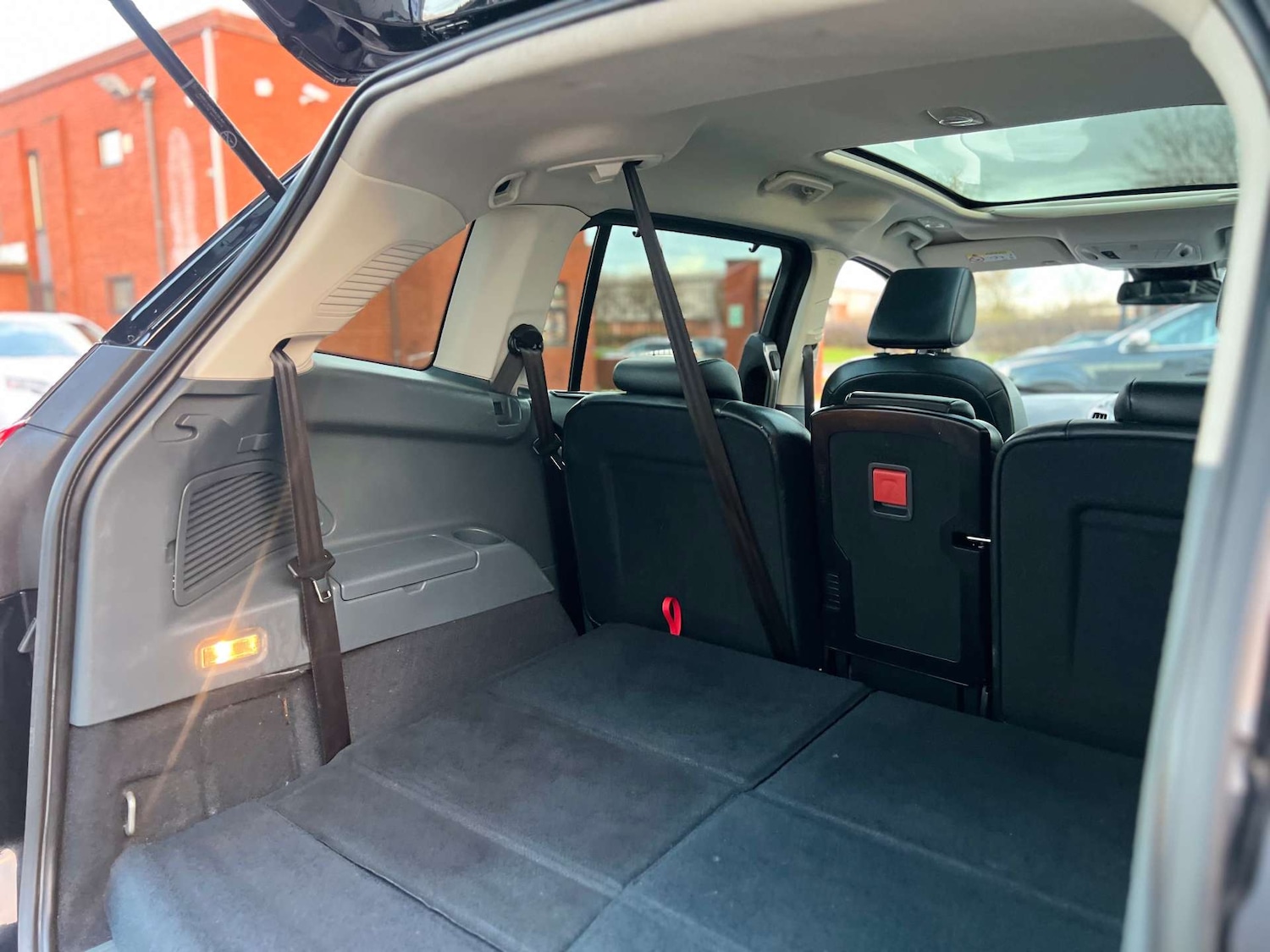 Used Ford Grand C-Max 2015 for sale - 76724038: Photo 27