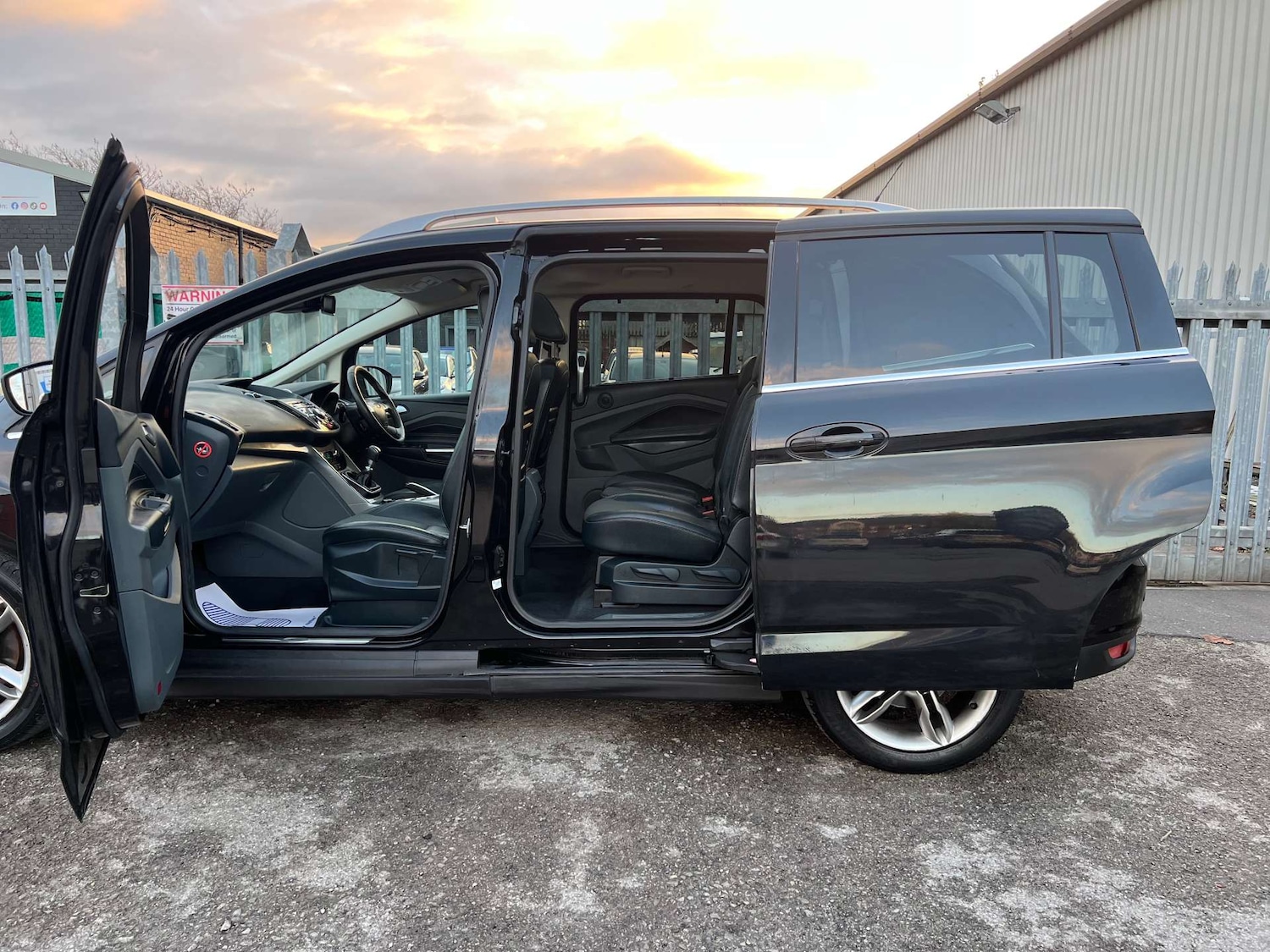 Used Ford Grand C-Max 2015 for sale - 76724038: Photo 38