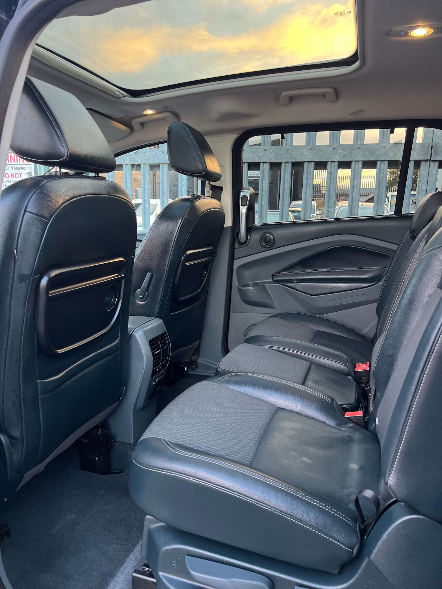 Used Ford Grand C-Max 2015 for sale - 76724038: Photo 40