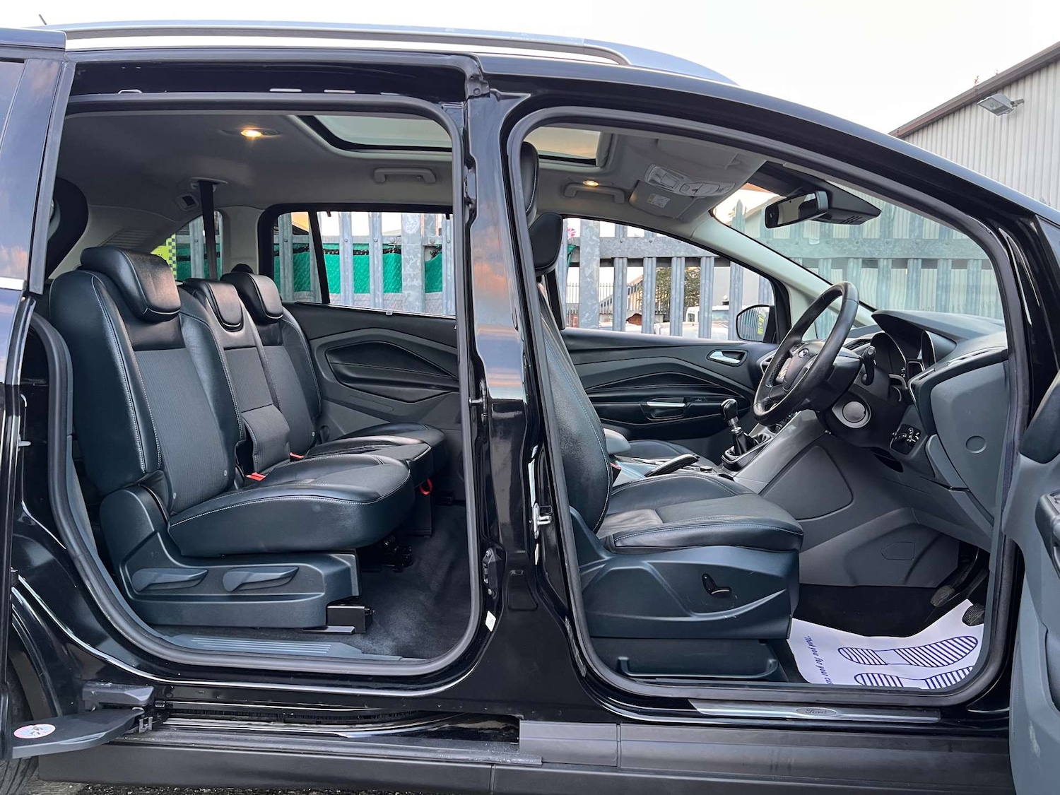 Used Ford Grand C-Max 2015 for sale - 76724038: Photo 55