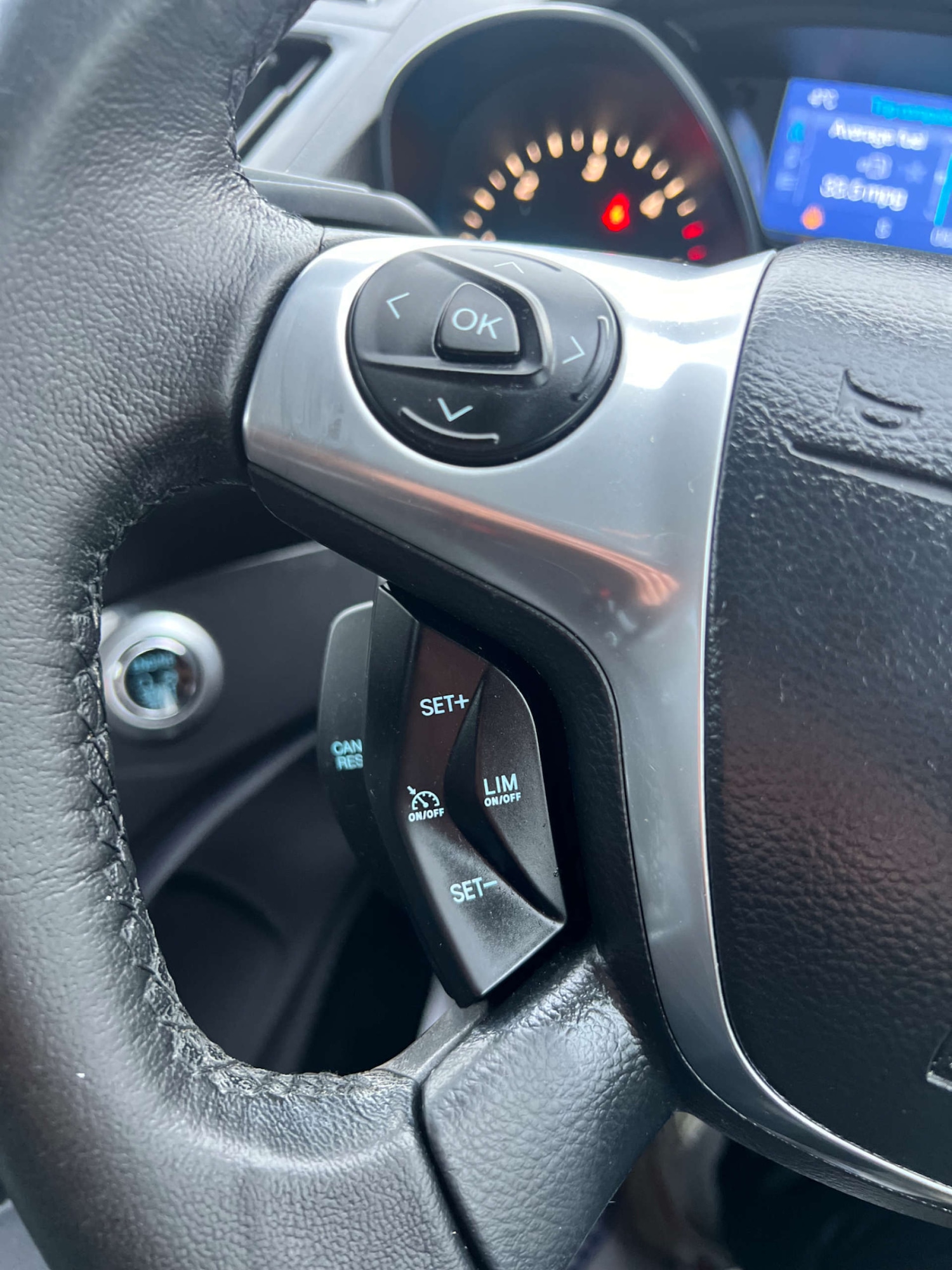 Used Ford Kuga 2014 for sale - 77154658: Photo 24