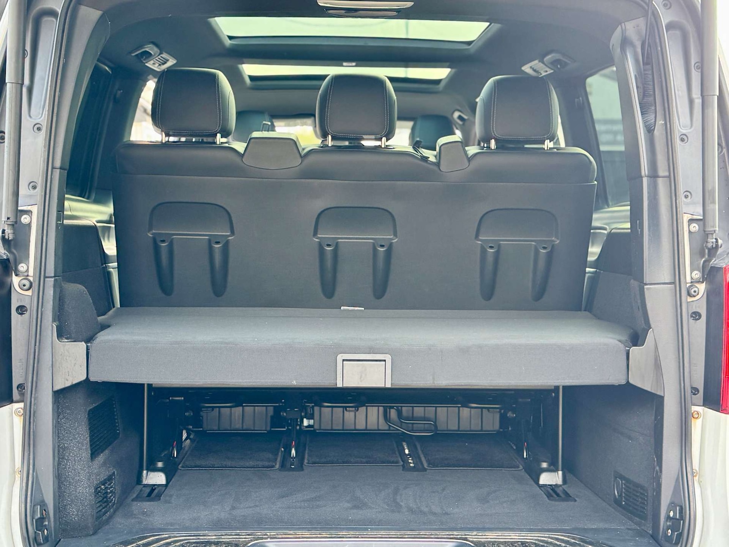 Used Mercedes-Benz V-Class 2020 for sale - 77003507: Photo 24