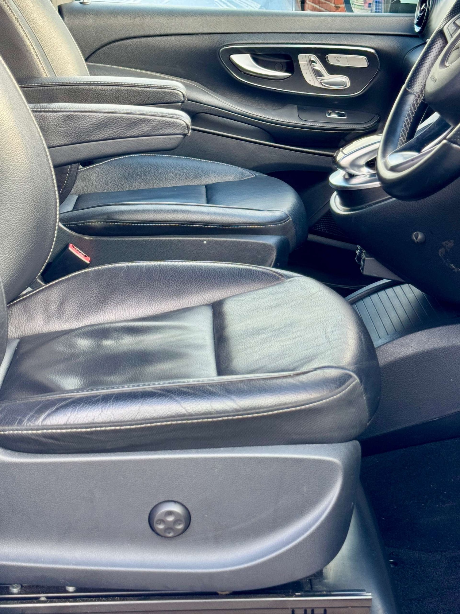 Used Mercedes-Benz V-Class 2020 for sale - 77003507: Photo 49