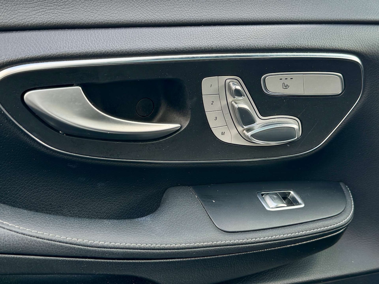 Used Mercedes-Benz V-Class 2020 for sale - 77003507: Photo 68