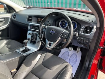 Used Volvo V60 2012 for sale - 78758979: Photo