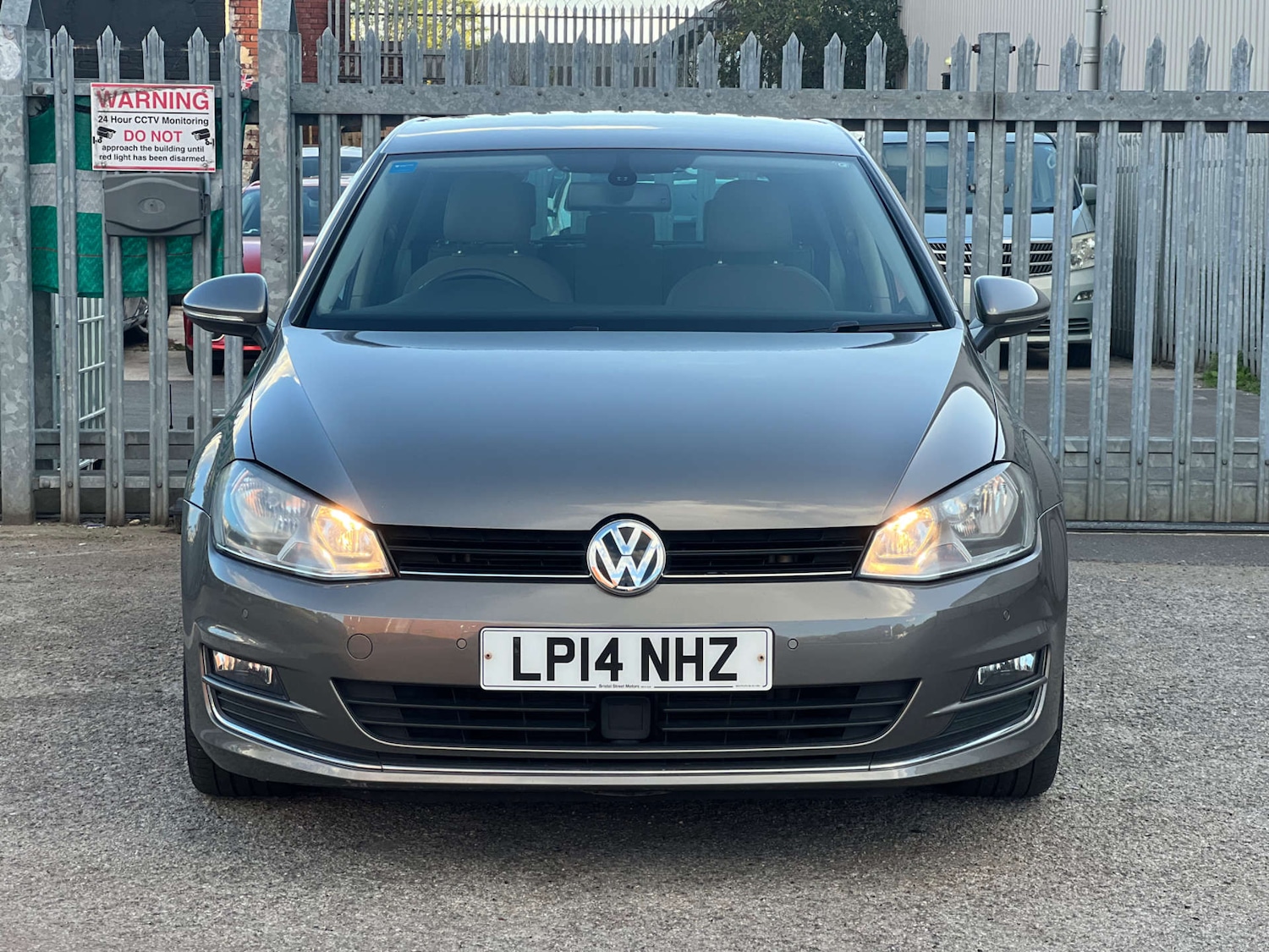 Used Volkswagen Golf 2014 for sale - 76601540: Photo 10