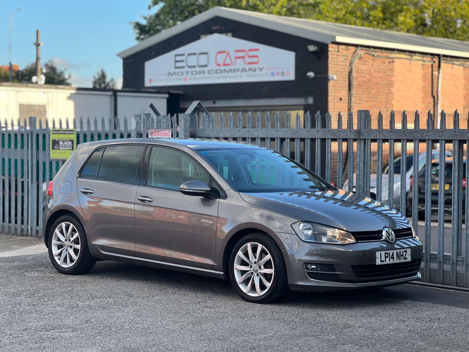 Used Volkswagen Golf 2014 for sale - 76601540: Photo 11