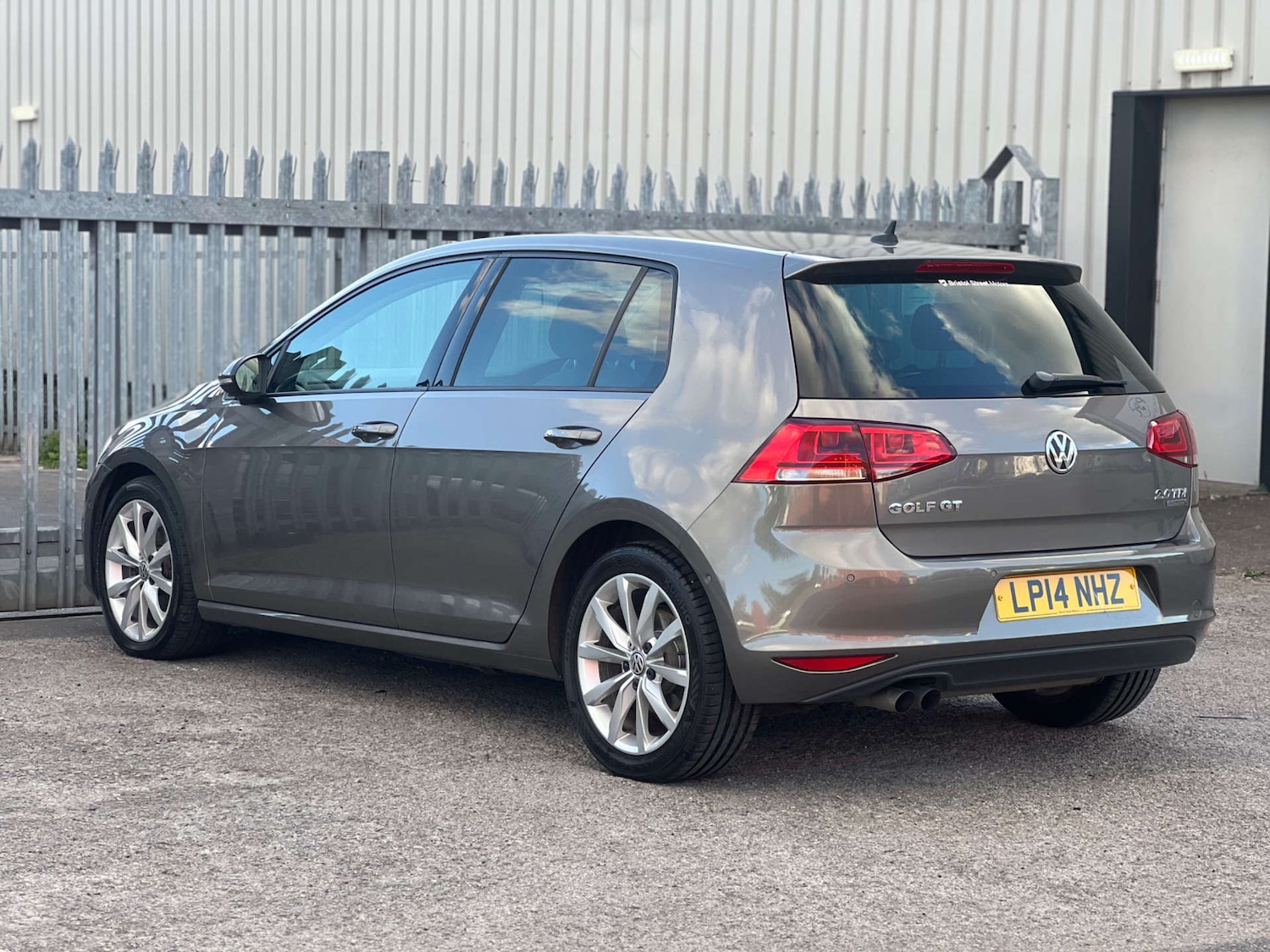 Used Volkswagen Golf 2014 for sale - 76601540: Photo 12