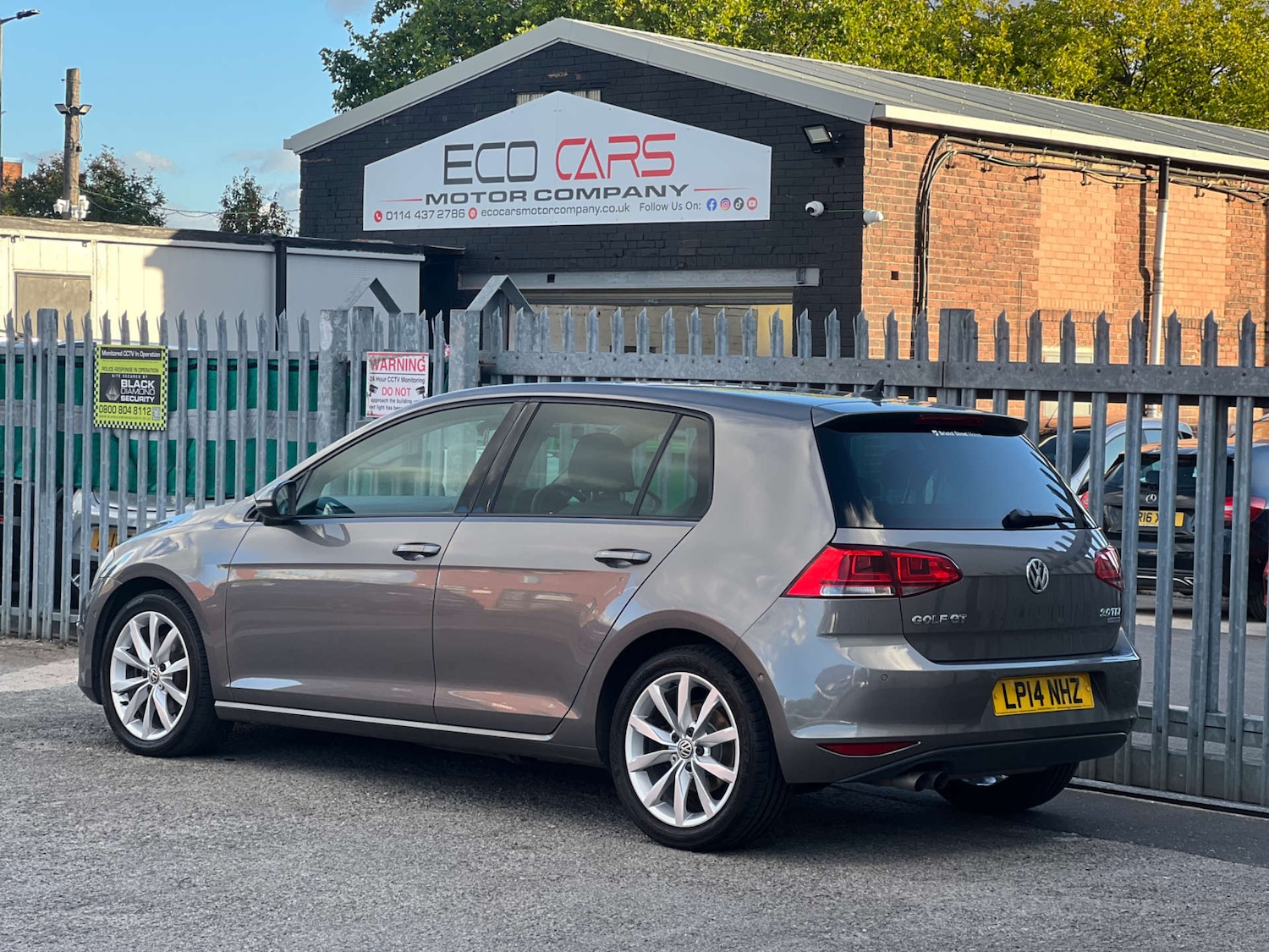 Used Volkswagen Golf 2014 for sale - 76601540: Photo 13