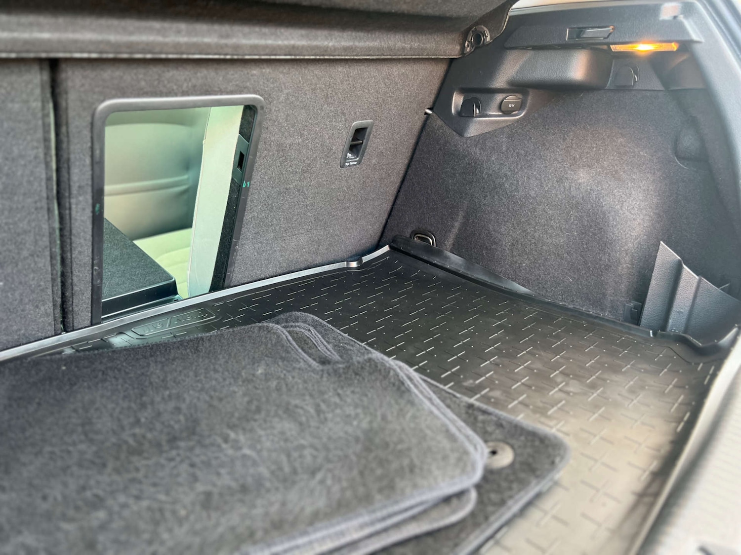 Used Volkswagen Golf 2014 for sale - 76601540: Photo 39