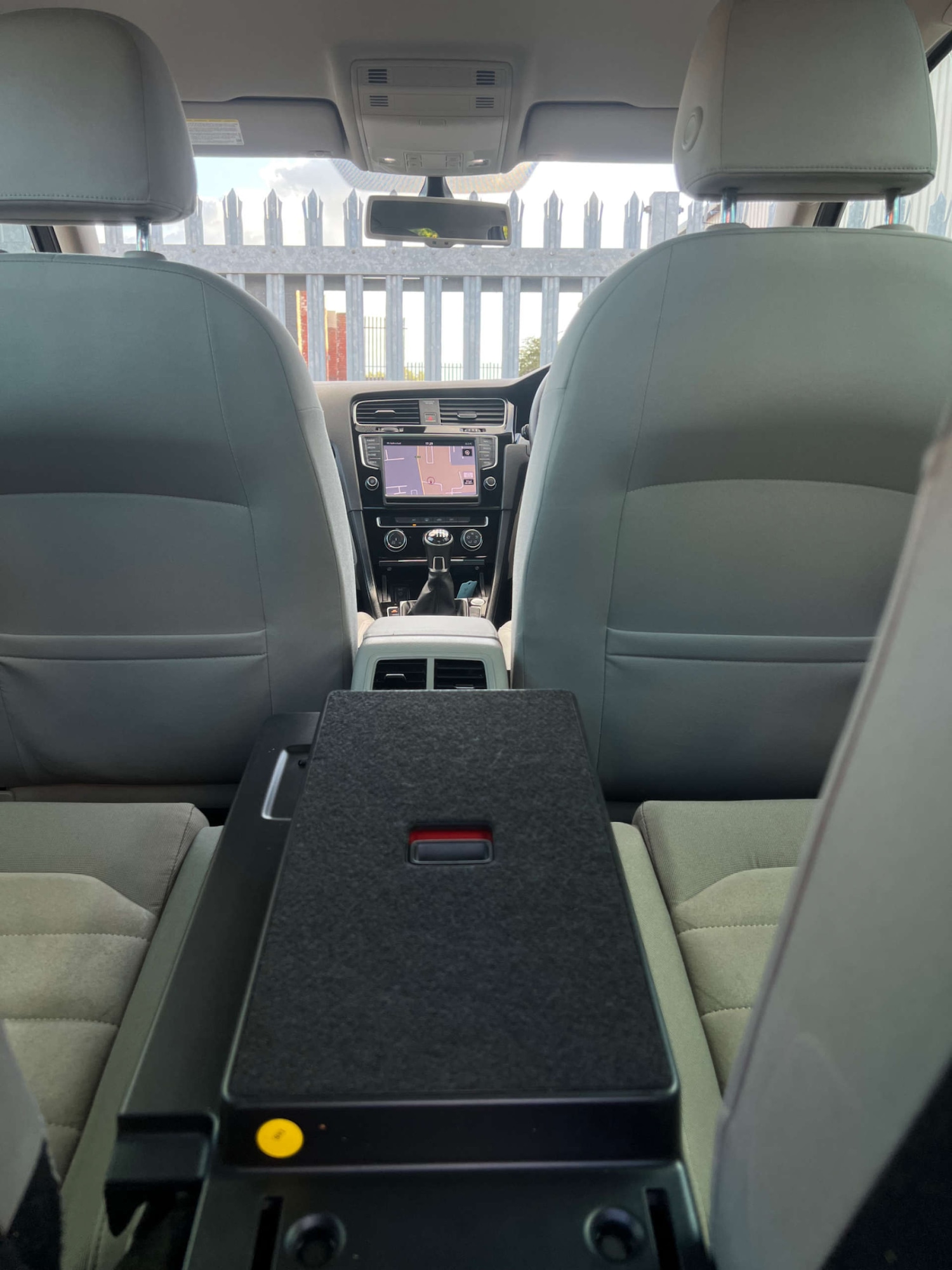 Used Volkswagen Golf 2014 for sale - 76601540: Photo 42