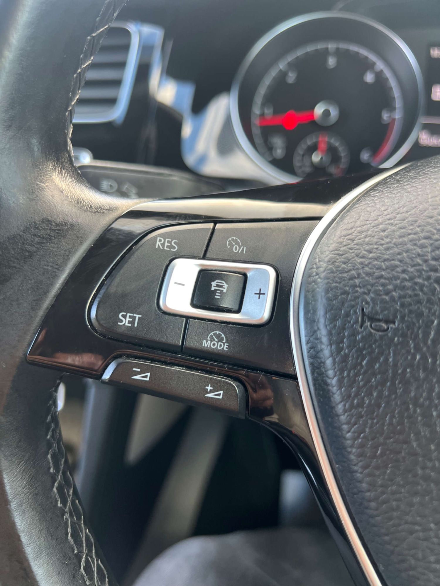 Used Volkswagen Golf 2014 for sale - 76601540: Photo 46