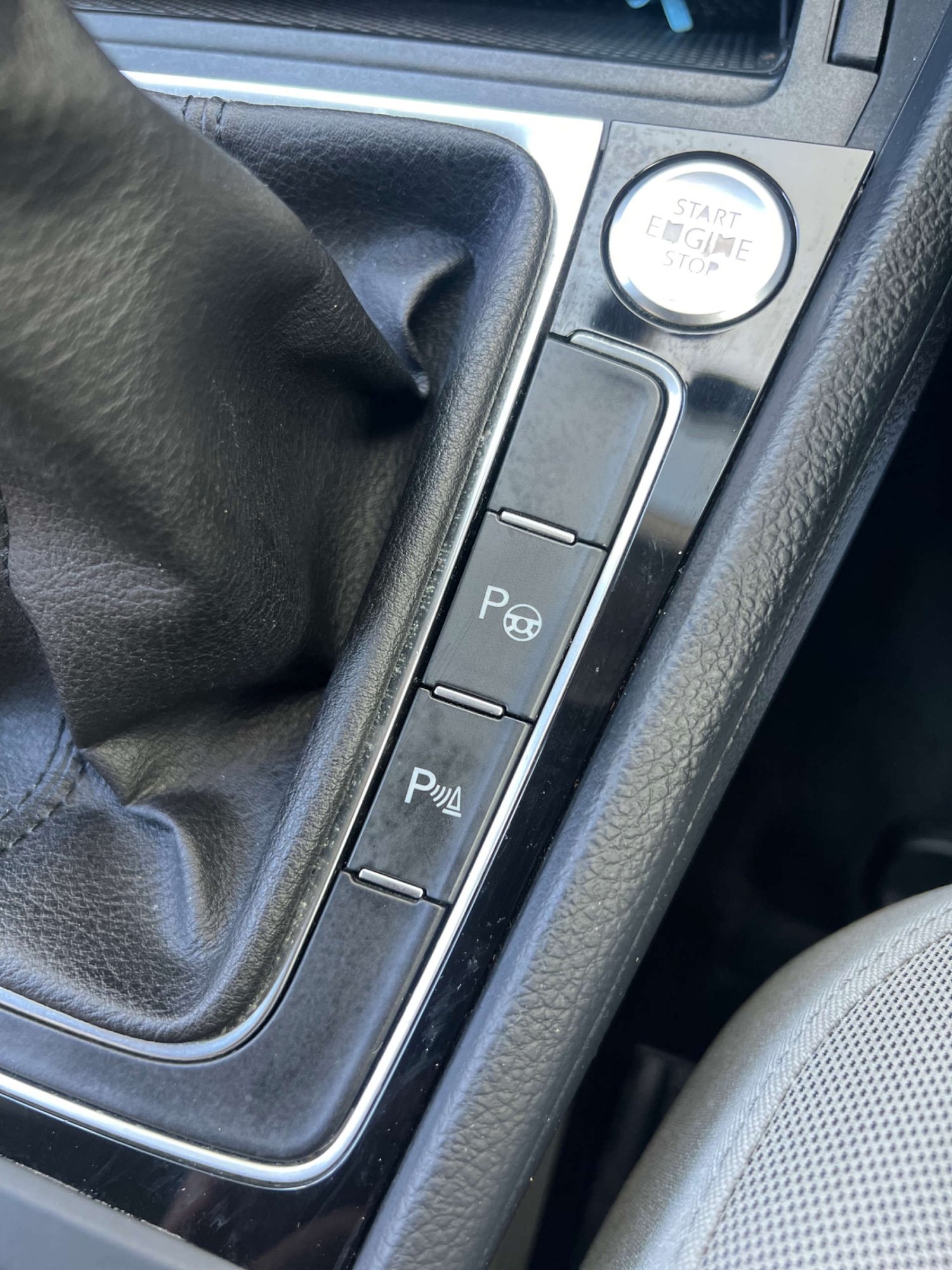 Used Volkswagen Golf 2014 for sale - 76601540: Photo 49