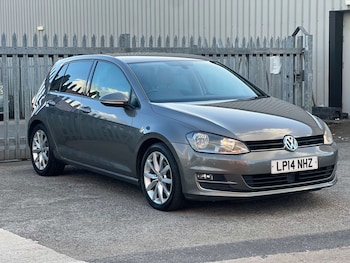 Used Volkswagen Golf 2014 for sale - 76601540: Photo