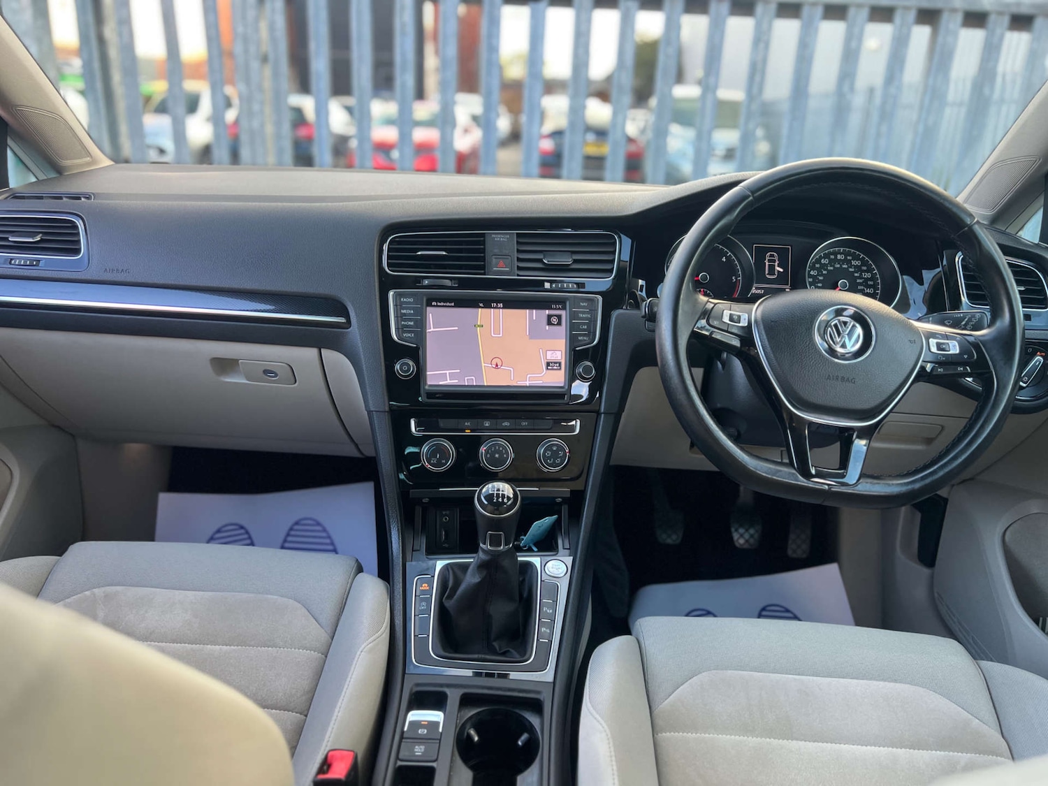 Used Volkswagen Golf 2014 for sale - 76601540: Photo 51