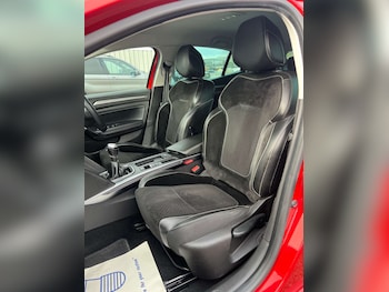 Used Renault Megane 2016 for sale - 76629616: Photo