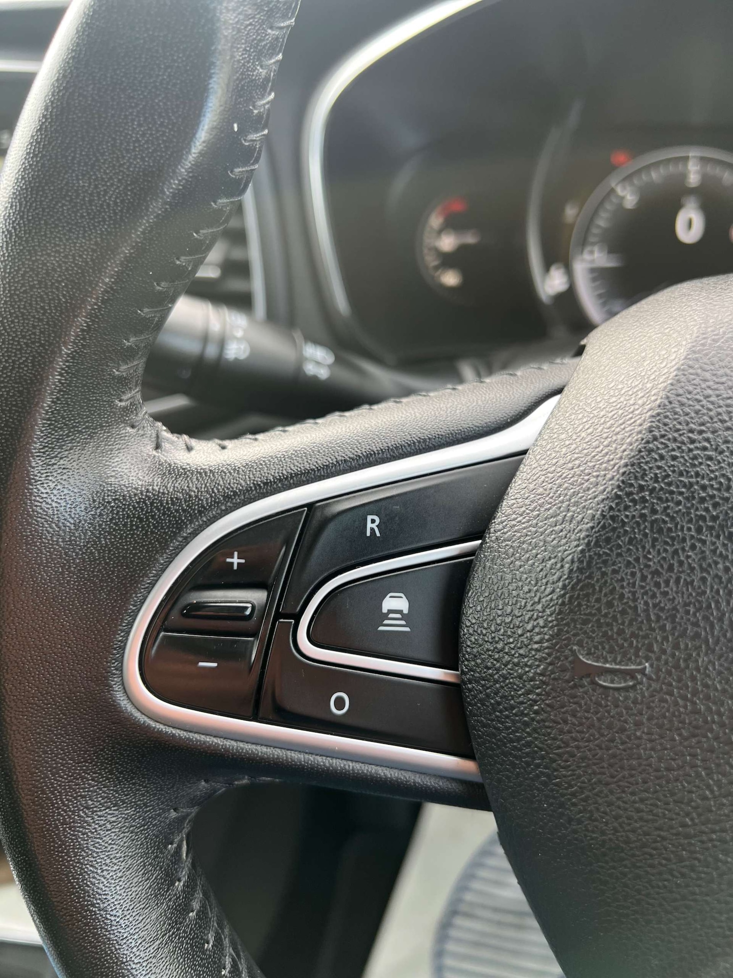 Used Renault Megane 2016 for sale - 76629616: Photo 45