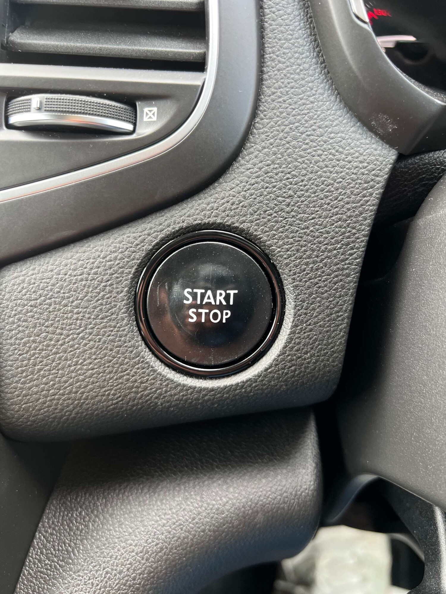 Used Renault Megane 2016 for sale - 76629616: Photo 48