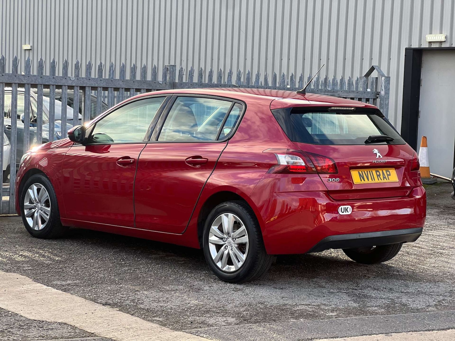 Used Peugeot 308 2015 for sale - 77003506: Photo 14