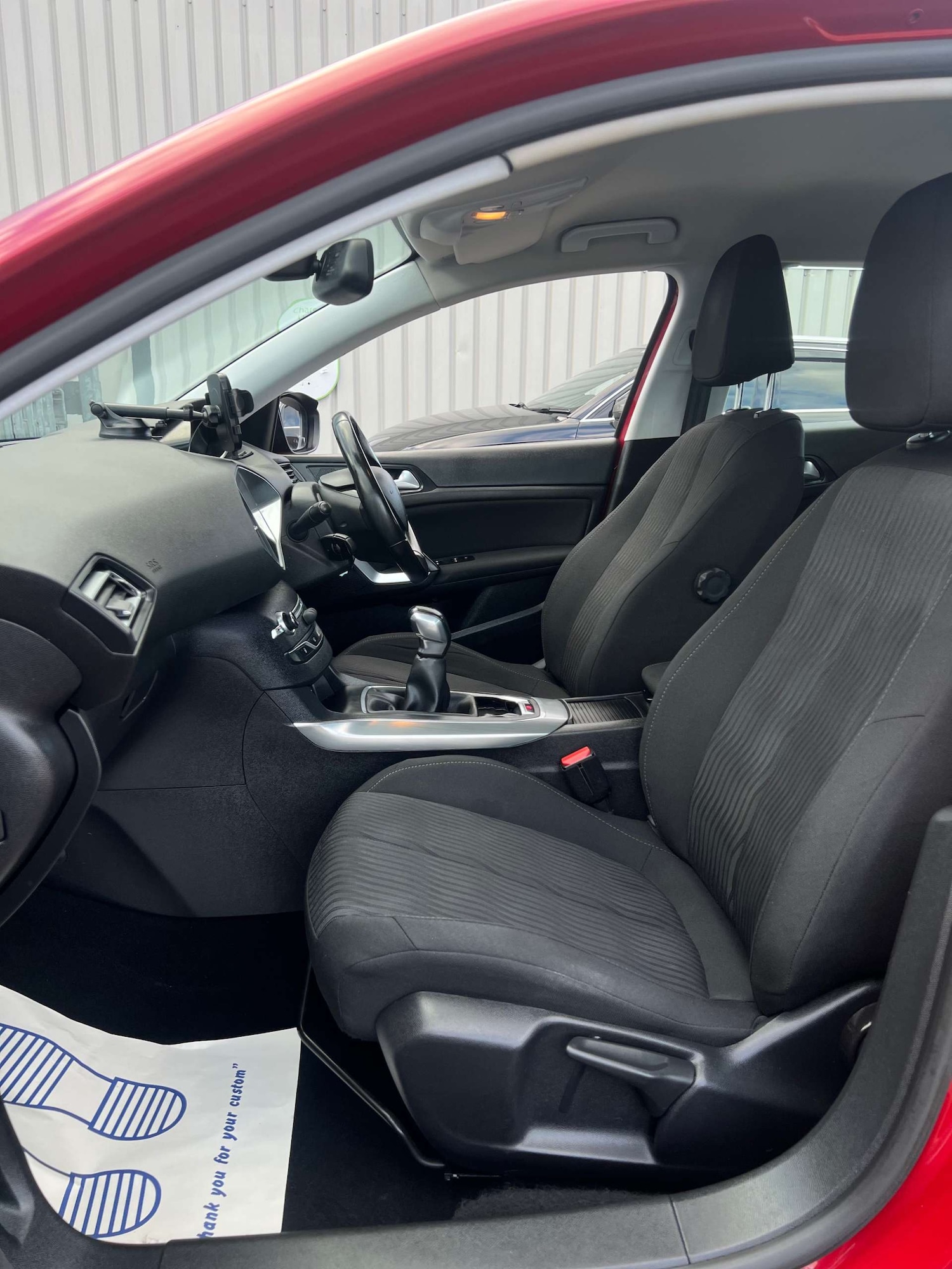 Used Peugeot 308 2015 for sale - 77003506: Photo 2