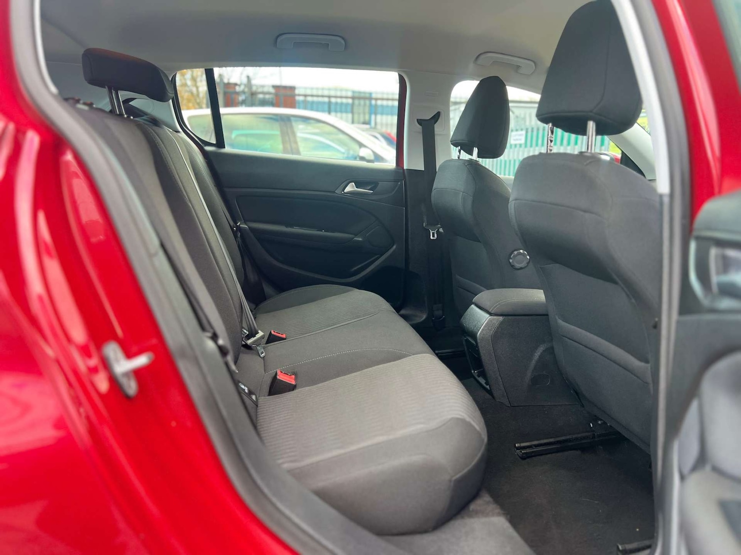 Used Peugeot 308 2015 for sale - 77003506: Photo 26