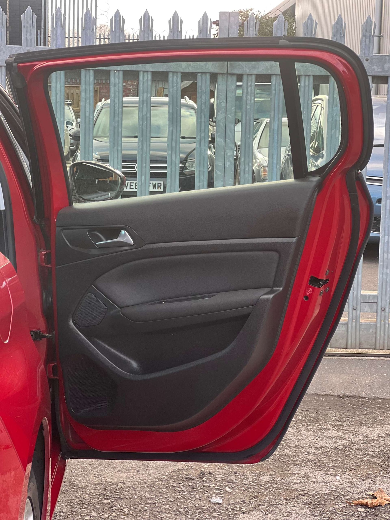 Used Peugeot 308 2015 for sale - 77003506: Photo 46