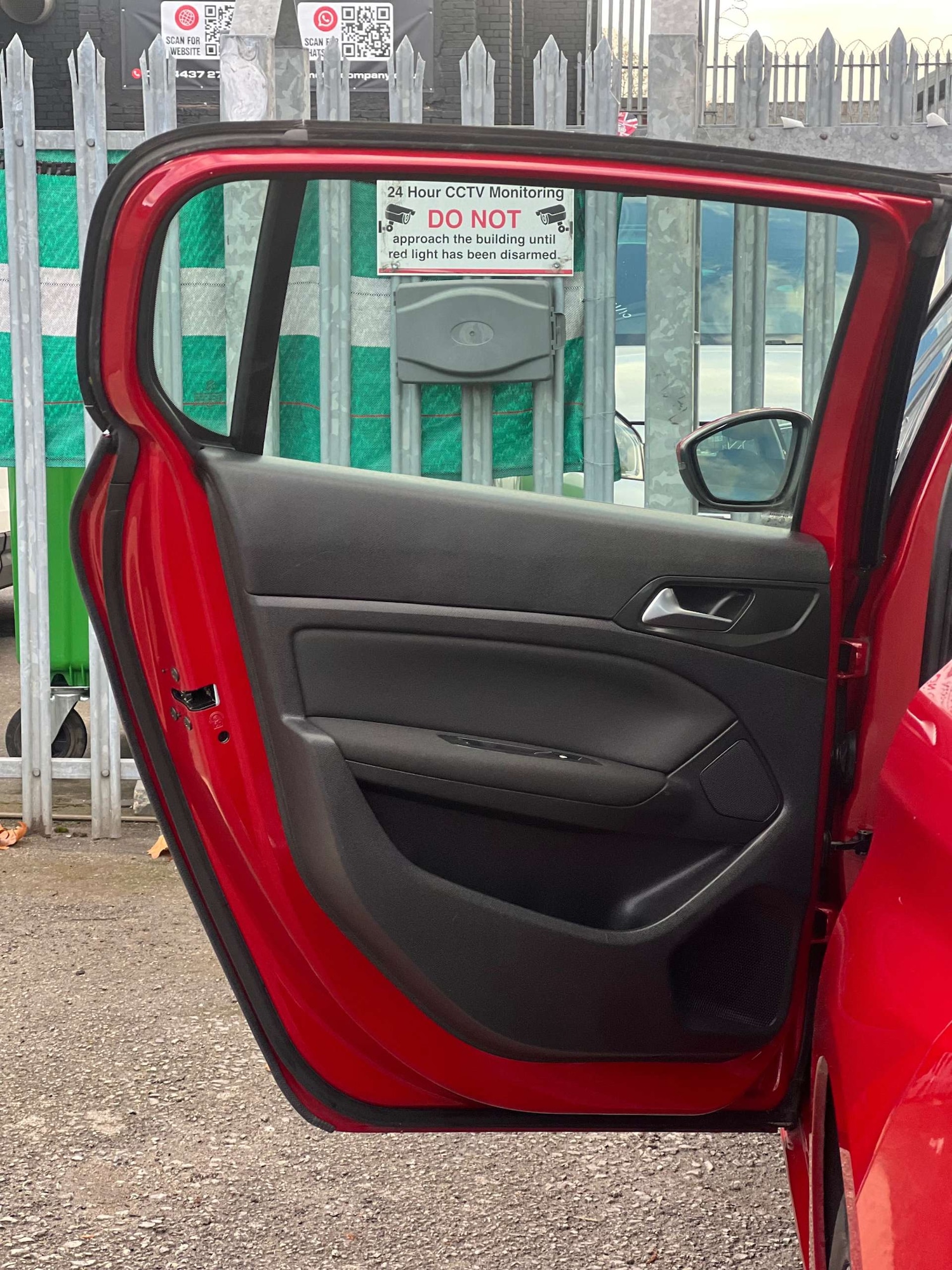 Used Peugeot 308 2015 for sale - 77003506: Photo 49