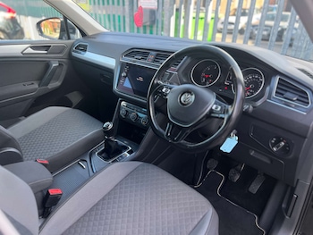 Used Volkswagen Tiguan 2017 for sale - 75534422: Photo