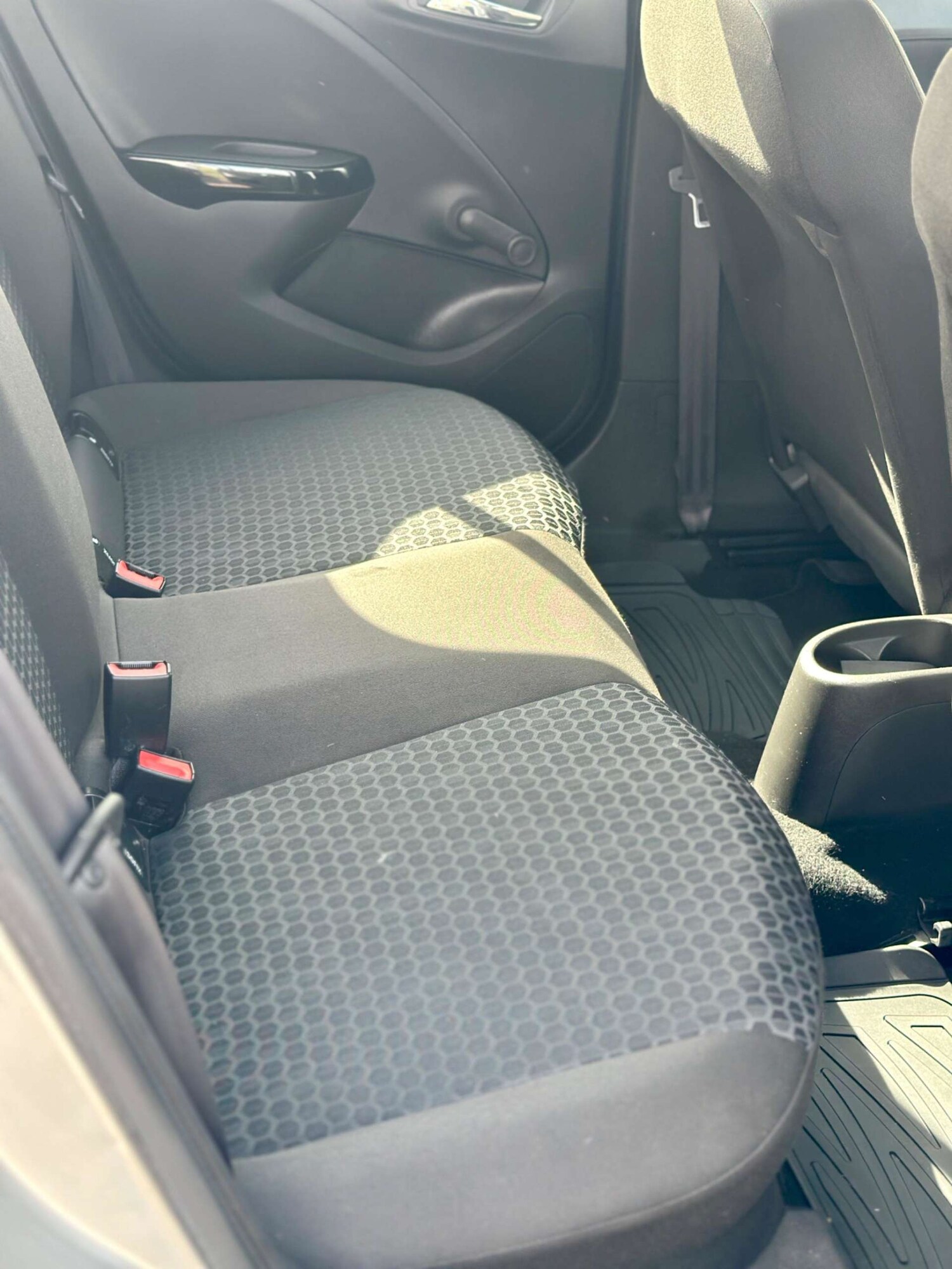 Used Vauxhall Corsa 2015 for sale - 76278106: Photo 24