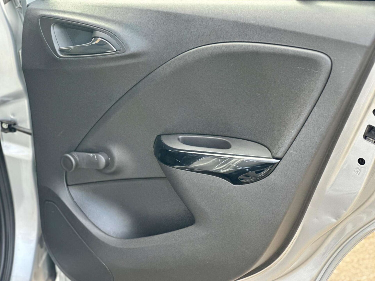 Used Vauxhall Corsa 2015 for sale - 76278106: Photo 34