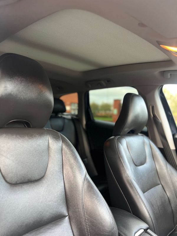Used Volvo XC60 2015 for sale - 76304416: Photo 19