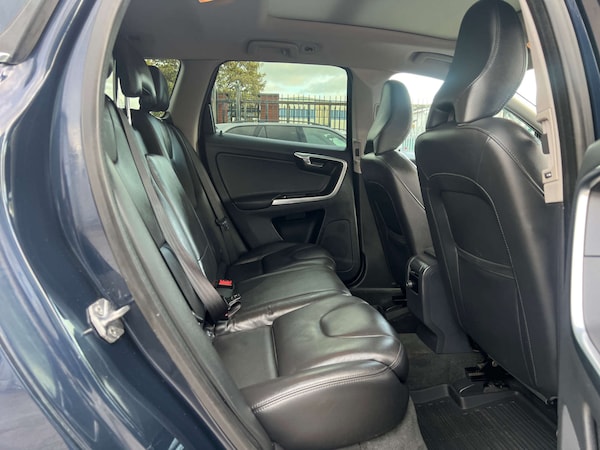 Used Volvo XC60 2015 for sale - 76304416: Photo 24