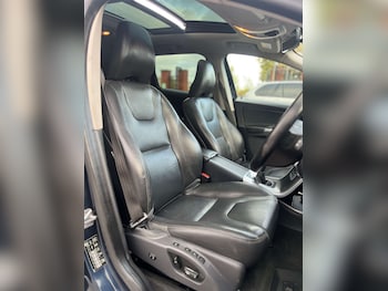 Used Volvo XC60 2015 for sale - 76304416: Photo