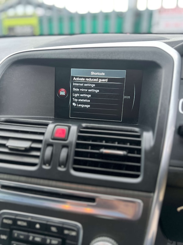 Used Volvo XC60 2015 for sale - 76304416: Photo 34