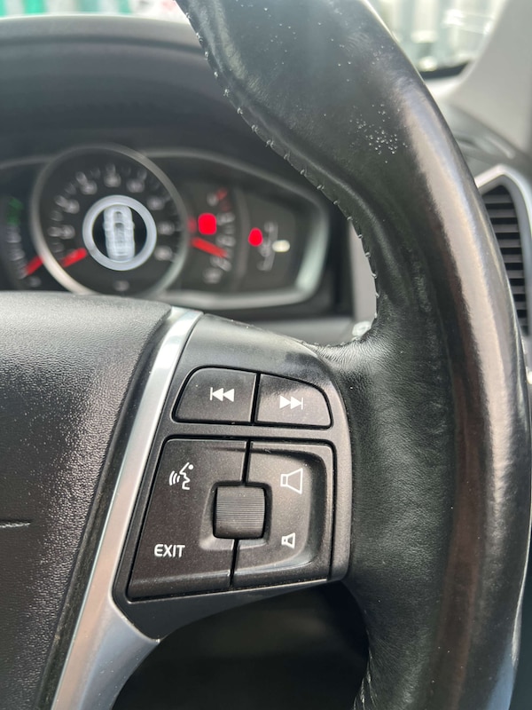 Used Volvo XC60 2015 for sale - 76304416: Photo 39