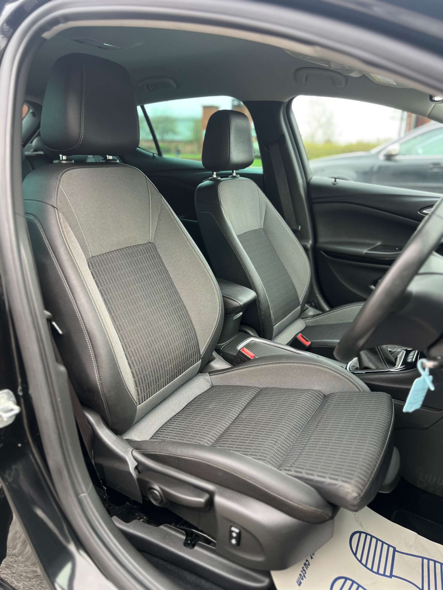 Used Vauxhall Astra 2021 for sale - 78000673: Photo 2