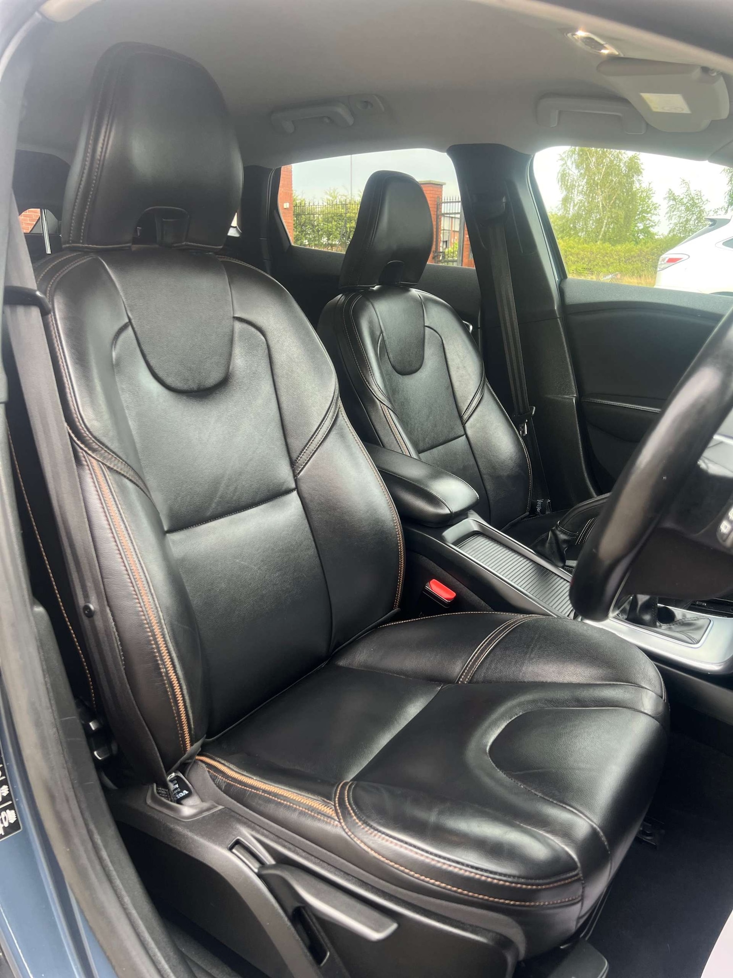 Used Volvo V40 2017 for sale - 77003494: Photo 11