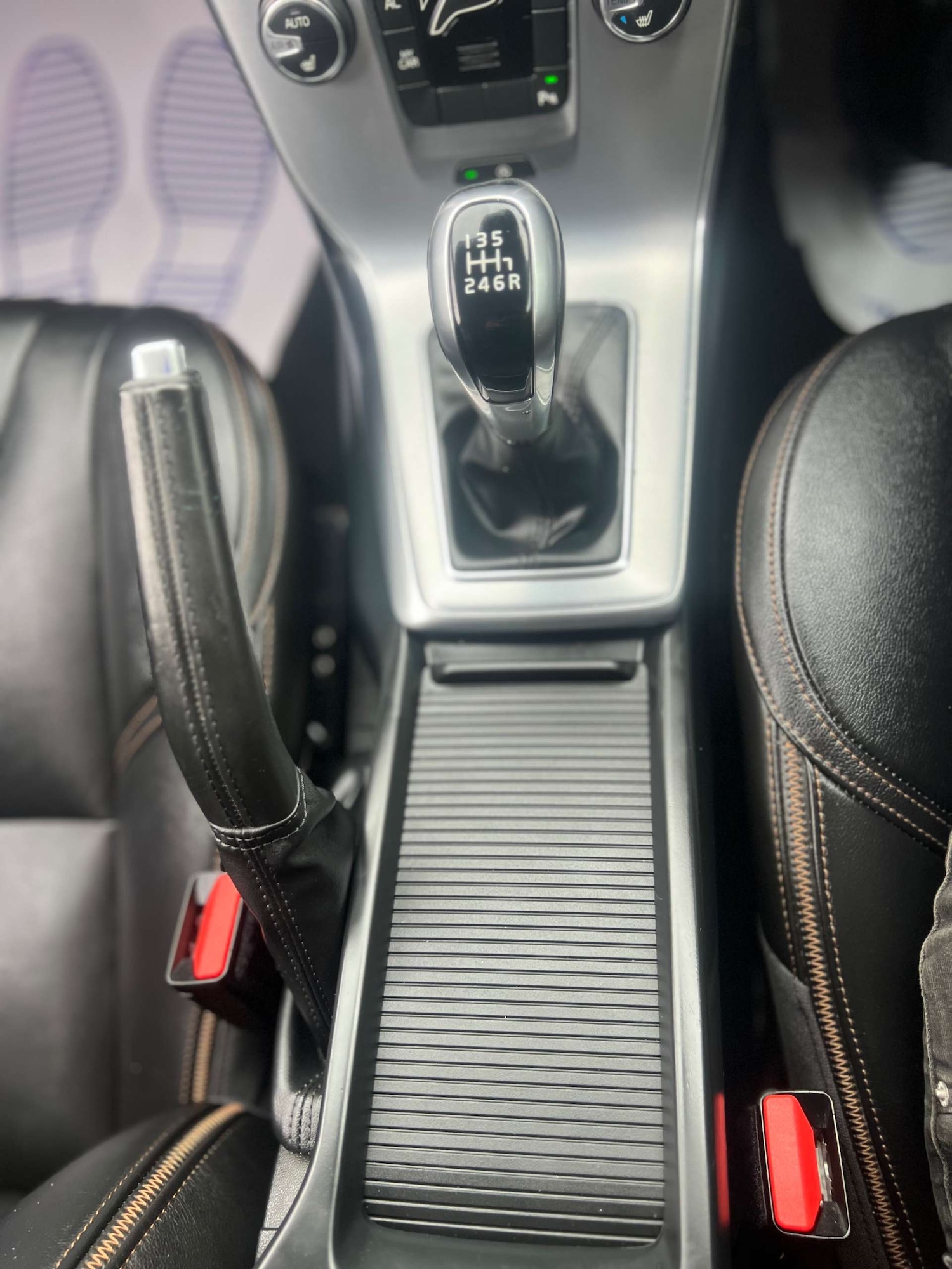 Used Volvo V40 2017 for sale - 77003494: Photo 31