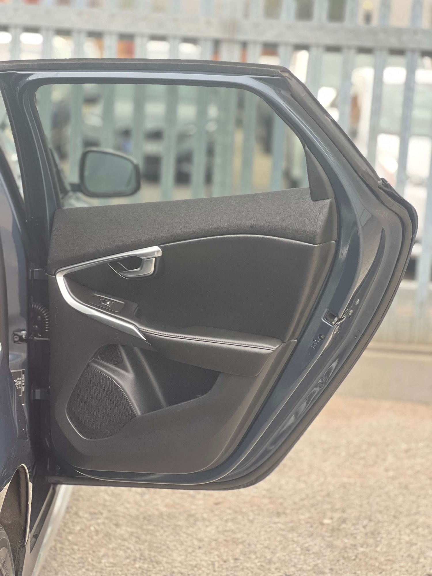 Used Volvo V40 2017 for sale - 77003494: Photo 44