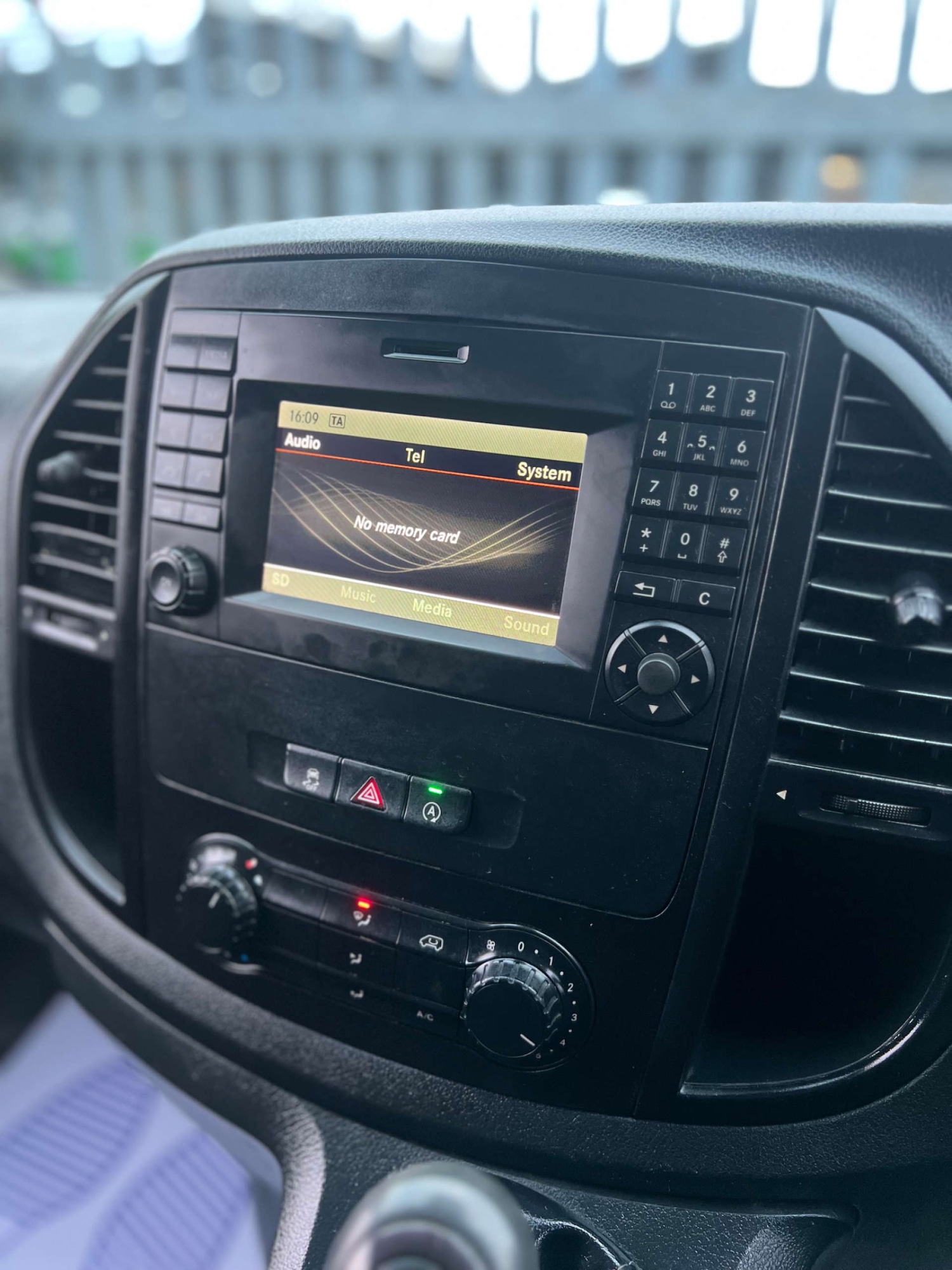 Used Mercedes-Benz Vito 2019 for sale - 77065381: Photo 30