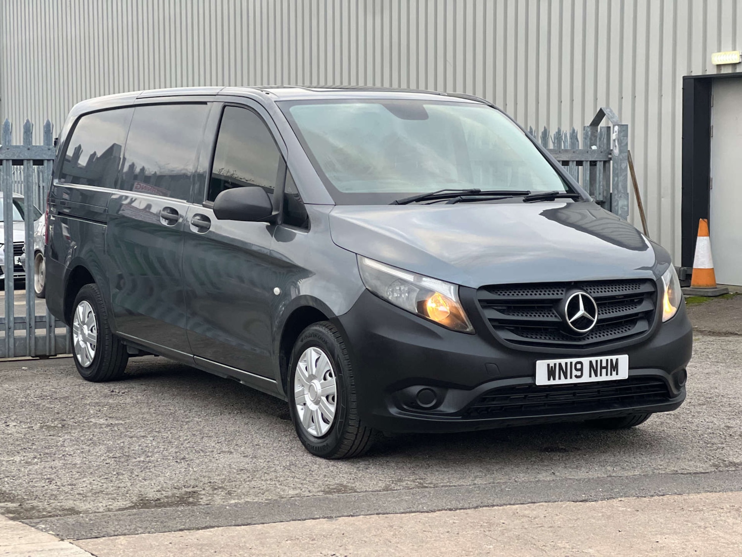 Used Mercedes-Benz Vito 2019 for sale - 77065381: Photo 4