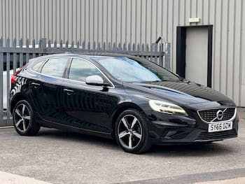 Used Volvo V40 2016 for sale - 79605821: Photo