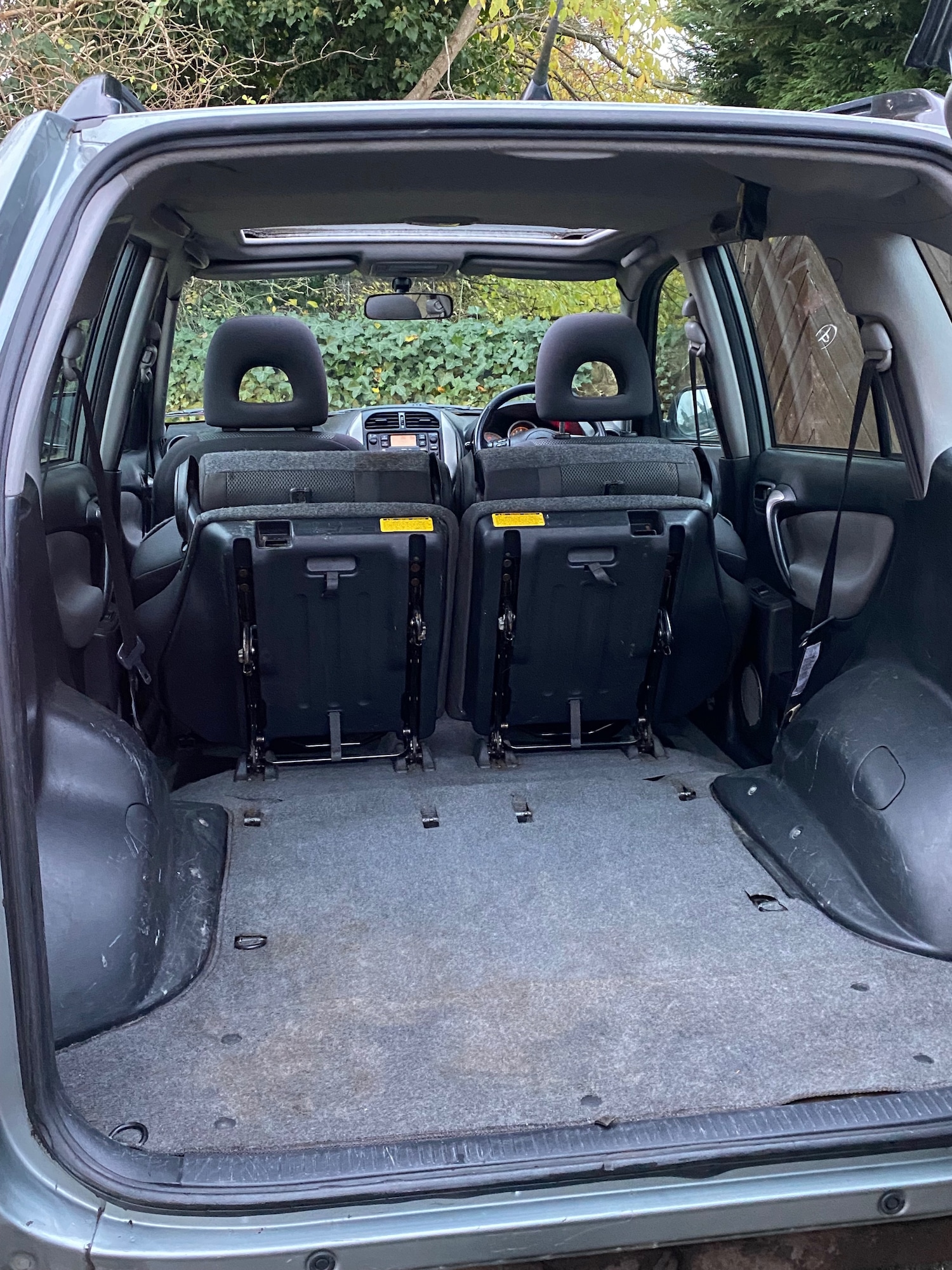 Used Toyota RAV4 2004 for sale - 76712174: Photo 11