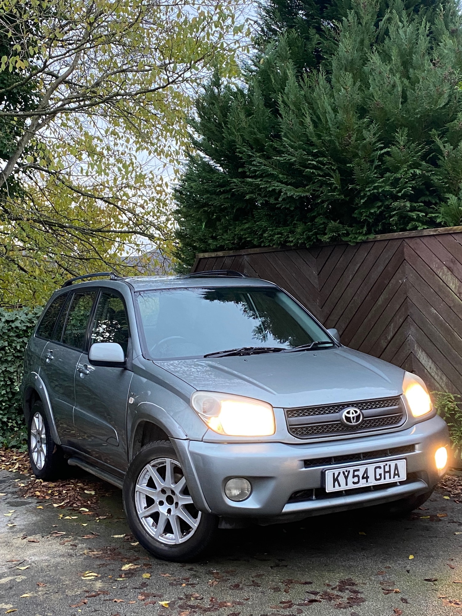 Used Toyota RAV4 2004 for sale - 76712174: Photo 2
