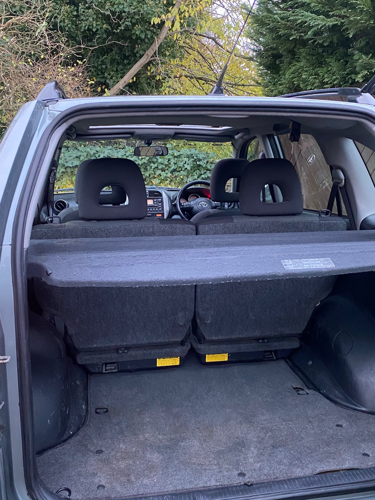 Used Toyota RAV4 2004 for sale - 76712174: Photo 8