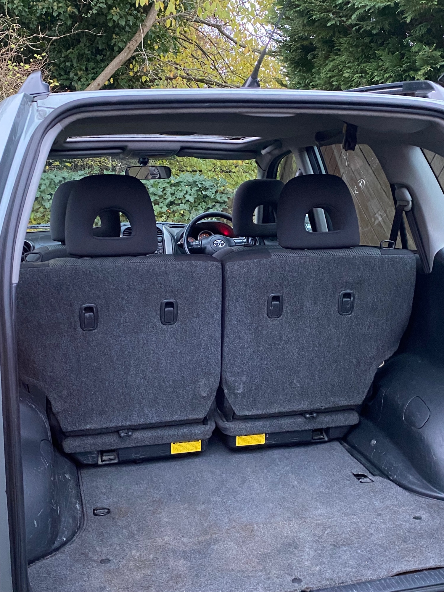 Used Toyota RAV4 2004 for sale - 76712174: Photo 9