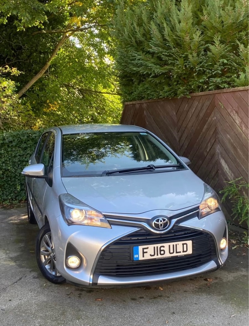 Used Toyota Yaris 2016 for sale - 76127705: Photo 3