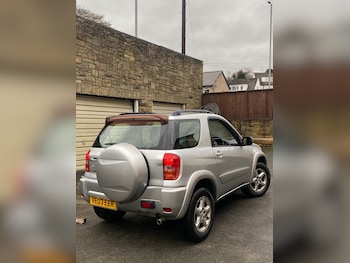 Used Toyota RAV4 2003 for sale - 76979809: Photo