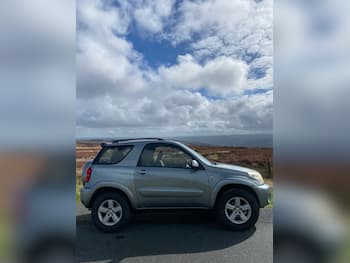 Used Toyota RAV4 2004 for sale - 79805483: Photo