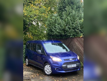 2019 (68) - 1.5 5 SEATS ALLIED MOBILITY WAV WHEELCHAIR ACCESSIBLE 5-Door